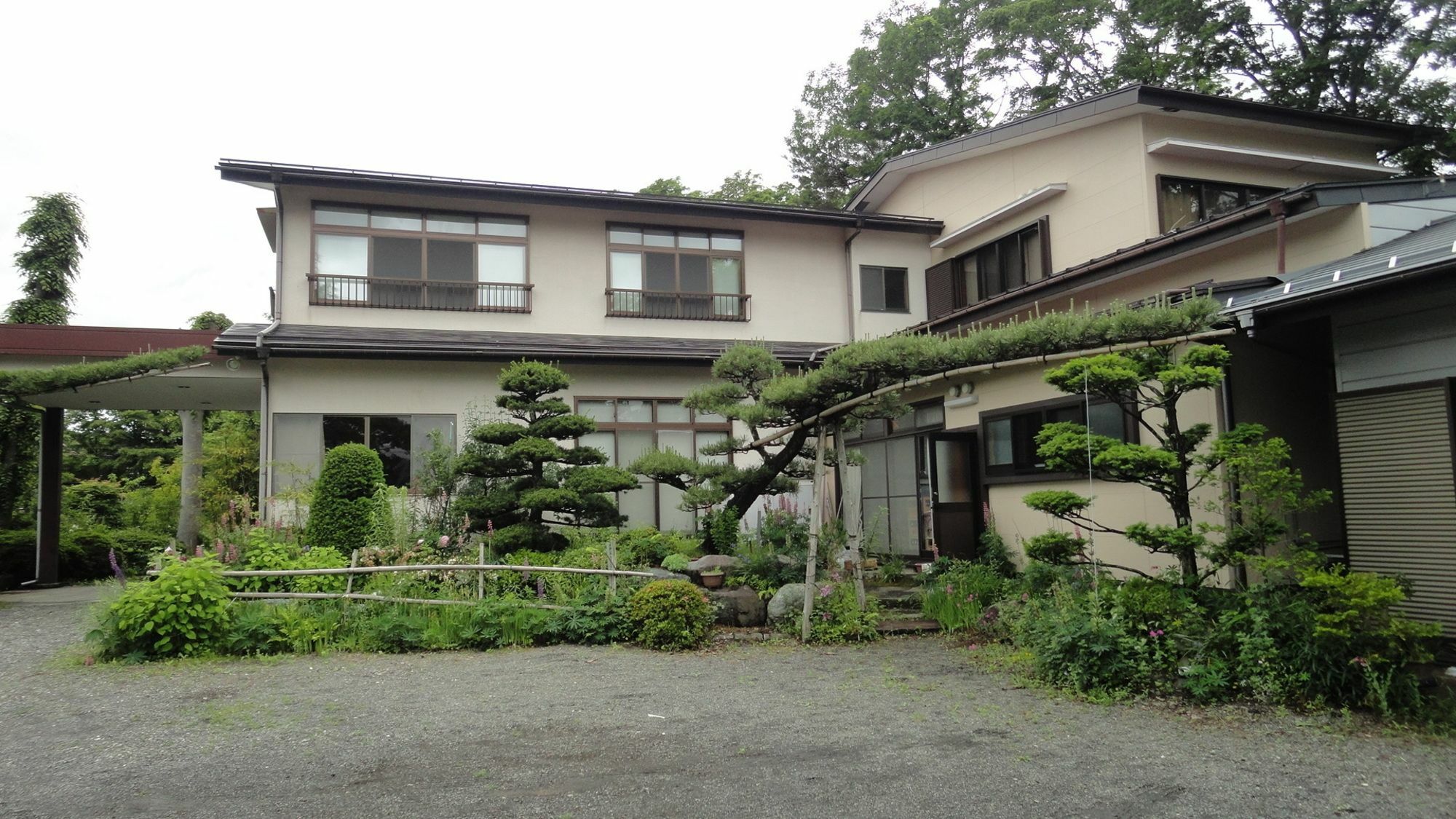 Yamanouchi Guest House Yamanakako Buitenkant foto